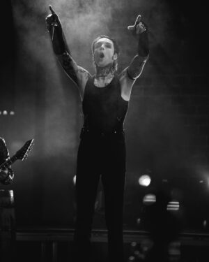 Andy Biersack Instagram - Swing it to the skies 🔪
@blackveilbrides #bleeders out now🩸

📷 @shawnbrandonmedia