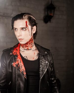 Andy Biersack Instagram - Swing it to the skies 🔪
@blackveilbrides #bleeders out now🩸

📷 @shawnbrandonmedia