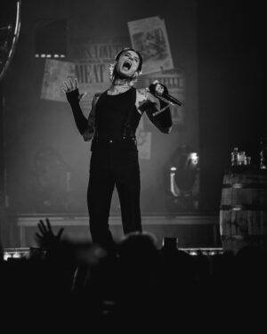 Andy Biersack Instagram - “I’m alive at last and I’m full of joy” 🩸

#bleeders 
@shawnbrandonmedia
