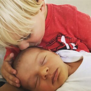 Andy Puddicombe Instagram - So many lovely memories from paternity leave. Excited to get back to all things Headspace this week though - see you tonight little ones!