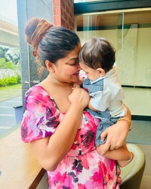 Aneek Dhar Instagram - Breakfast scenes with my babies ❤️❤️🧿🧿 @iamaneekdhar @iamaadavandhar