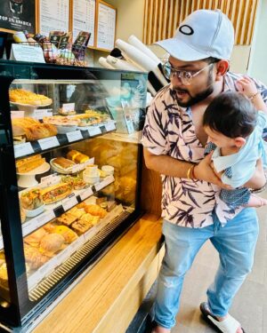 Aneek Dhar Instagram - Breakfast scenes with my babies ❤️❤️🧿🧿 @iamaneekdhar @iamaadavandhar