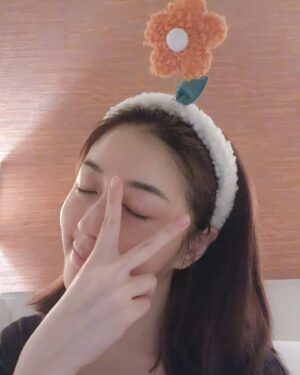 Angel Han Instagram - 嘉義～第一天工作結束💪晚安🥰