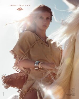 Angela Lindvall Instagram - Hermes Spring 2009 by Darius Khondji

#angelalindvall #hermes #00s #00sfashion #campaign #supermodel #runwaymodel