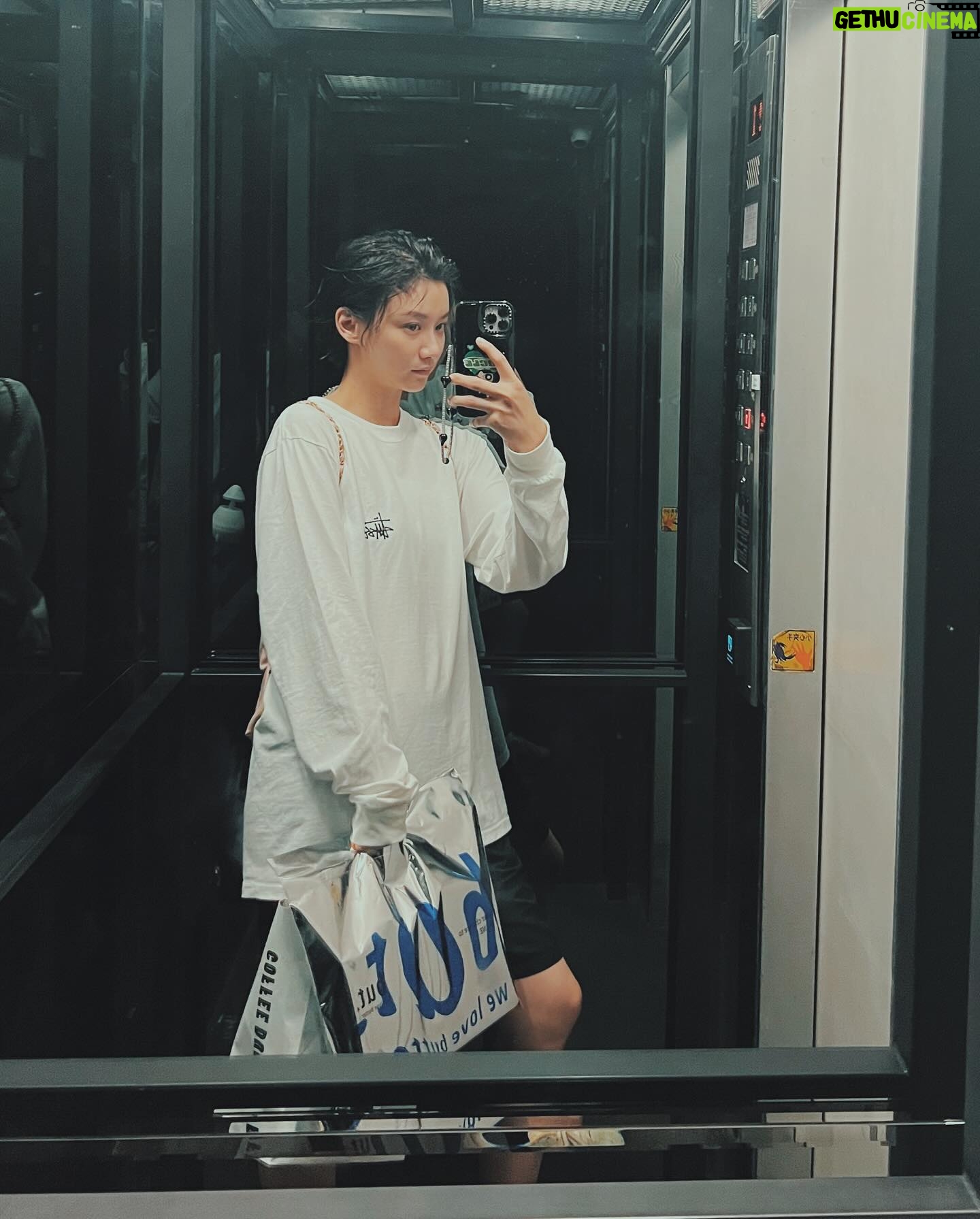 Angela Yuen - 23.4K Likes - Algorithm 最近派我看太多 Emma Darcy