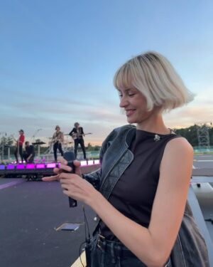 Angèle Instagram - 🍓