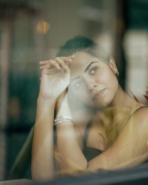 Angelin B Instagram - ☕️ ft @angelinofficial_ 🪞

shot by @prasami_photography ✨