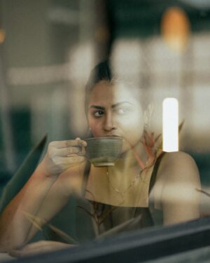 Angelin B Instagram - ☕️ ft @angelinofficial_ 🪞

shot by @prasami_photography ✨