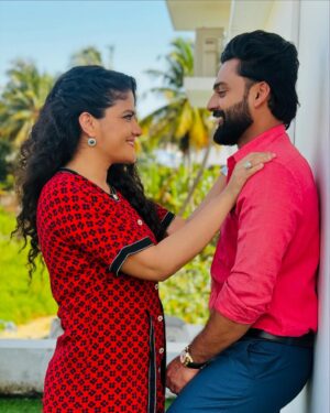 Angelina Lysen Instagram - Some BTS snaps of Lavanya & ASR…

@asianet 
#ethojanmakalpanayil