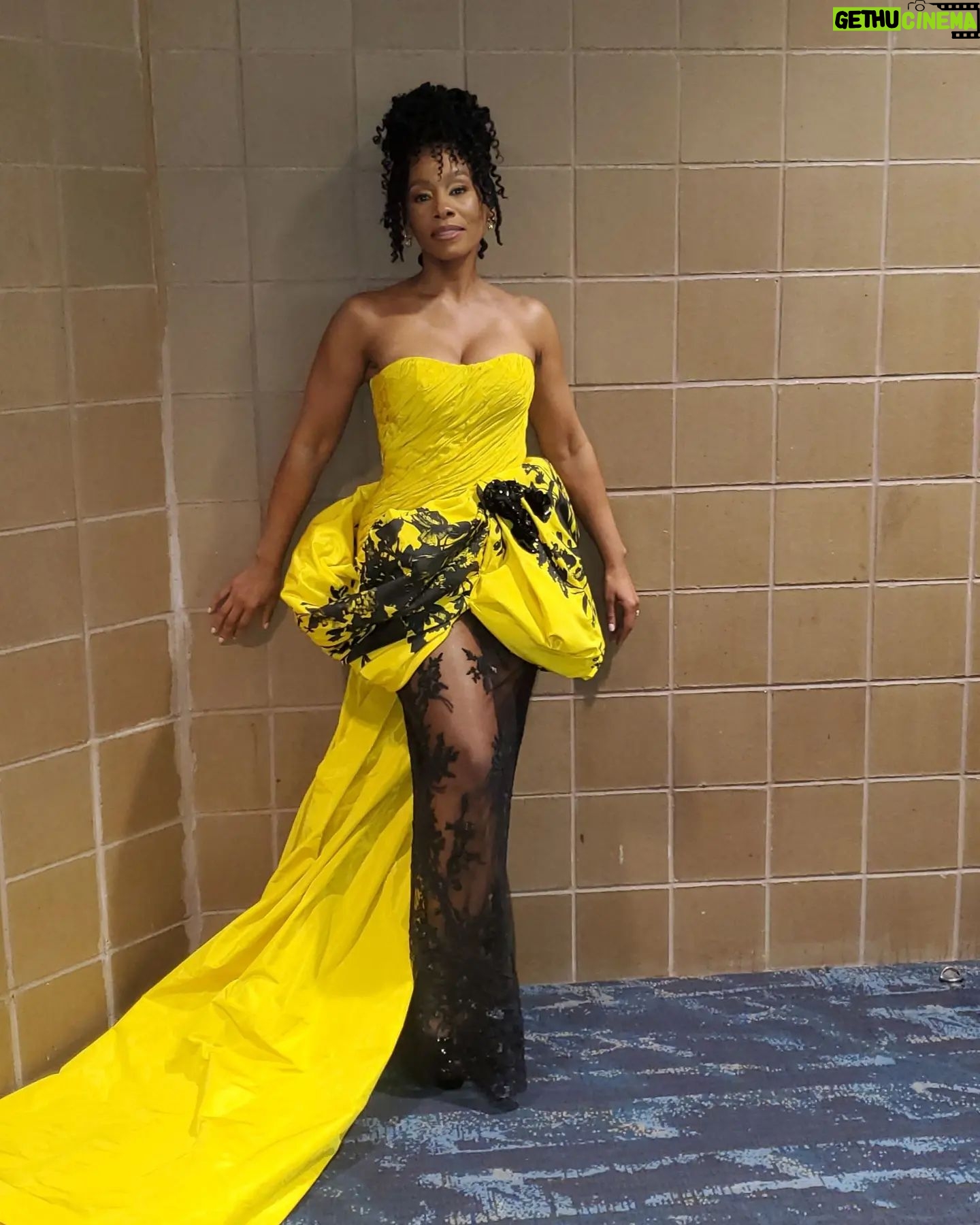 Anika Noni Rose - 8.6K Likes - Princess Tiana meets @essencefest. And a time was had!
Thank you @disney and @essence for making this happen #DownInNewOrleans!
Gown @sophiecouture
Shoes (the most comfortable!)@jimmychoo
Styling @jasonrembert
Assisted by @thestylistguy & @ww.ilt
Face
Hair @iamdilly
Thank you, @jasonrembert for reminding me of who I am and exactly where to keep my foot.🤎
#DownInNewOrleans #EssenceFest #EssenceFest30 #SophieCouture #Fashion #PrincessTiana #TianasBayouAdventure #TianasPerfectPlan #NewOrleans