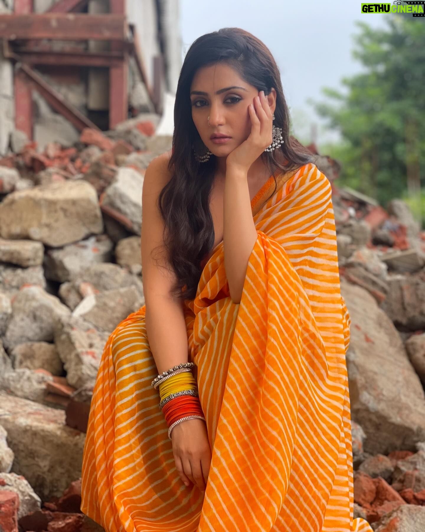 Anjali Tatrari - 39.2K Likes - 🧡
📸 - @anusoru kaafi aesthetic 🤭🧱
#anjalitatrari