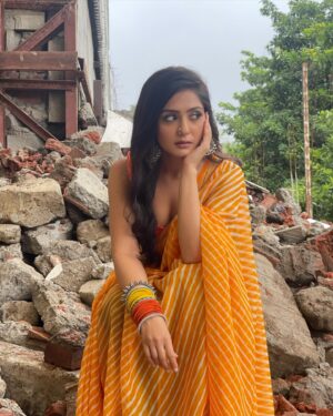 Anjali Tatrari Instagram - 🧡

📸 - @anusoru kaafi aesthetic 🤭🧱 

#anjalitatrari