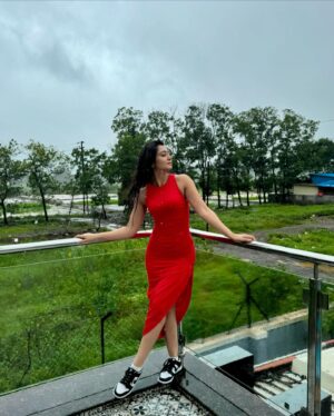 Anjali Tatrari Instagram - Due to personal reasons, I will be shining brightly and unapologetically for the foreseeable future 🤍

Grateful. 

#anjalitatrari
