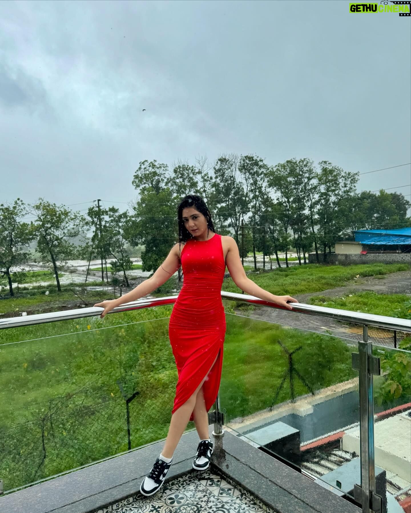 Anjali Tatrari - 52.5K Likes - Due to personal reasons, I will be shining brightly and unapologetically for the foreseeable future 🤍
Grateful.
#anjalitatrari