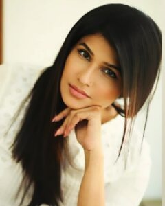 Actress Anjena Kirti HD Photos and Wallpapers July 2024