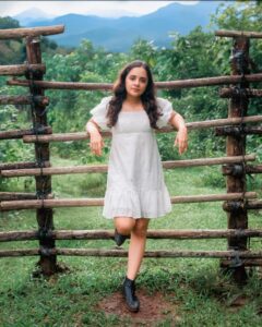 Actress Anju Joseph HD Instagram Photos and Wallpapers July 2024