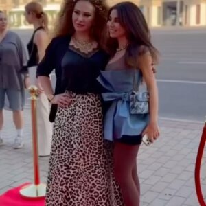 Anna Pletnyova Instagram - Я всегда восхищаюсь и поддерживаю мечтателей! 
Людей, которые воплощают свои мечты в жизнь, не смотря ни на какие преграды #назлогороскопам идут к своей цели и заставляют весь мир полюбить то, что любят сами!!! 
К таким мечтателям относится моя подруга @_nadezhda_khafizova_
Она открыла место силы Дом Моды RICH&RAUL. Каждая вещь представленная там создается в ручную художниками!!!! 
Милая! Я поздравляю тебя! 
Желаю тебе на твоем пути настоящих единомышленников, сил, веры в себя и в свое дело, верных людей!!!