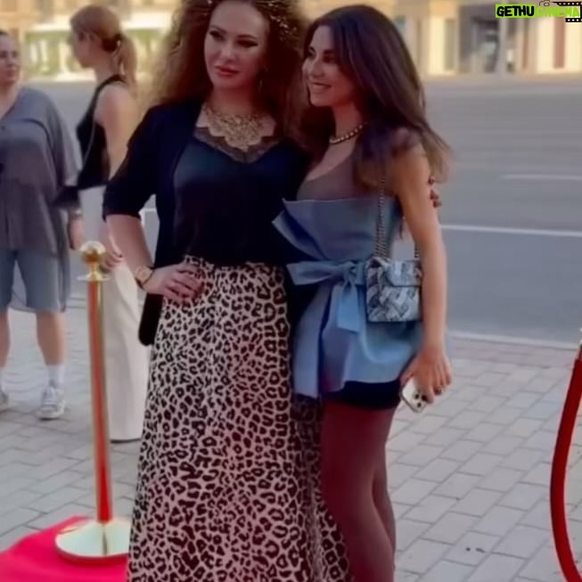 Anna Pletnyova - 3 Likes - Я всегда восхищаюсь и поддерживаю мечтателей!
Людей, которые воплощают свои мечты в жизнь, не смотря ни на какие преграды #назлогороскопам идут к своей цели и заставляют весь мир полюбить то, что любят сами!!!
К таким мечтателям относится моя подруга @_nadezhda_khafizova_
Она открыла место силы Дом Моды RICH&RAUL. Каждая вещь представленная там создается в ручную художниками!!!!
Милая! Я поздравляю тебя!
Желаю тебе на твоем пути настоящих единомышленников, сил, веры в себя и в свое дело, верных людей!!!