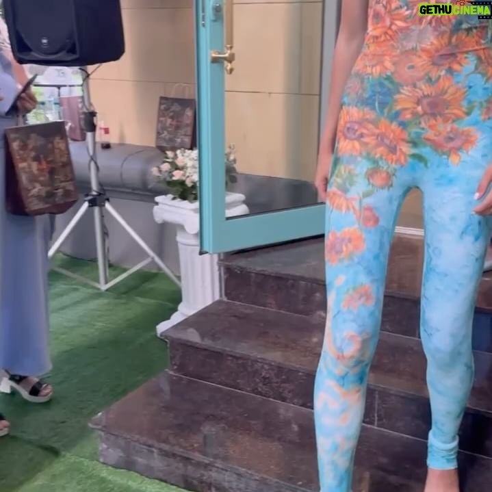 Anna Pletnyova - 3 Likes - Я всегда восхищаюсь и поддерживаю мечтателей!
Людей, которые воплощают свои мечты в жизнь, не смотря ни на какие преграды #назлогороскопам идут к своей цели и заставляют весь мир полюбить то, что любят сами!!!
К таким мечтателям относится моя подруга @_nadezhda_khafizova_
Она открыла место силы Дом Моды RICH&RAUL. Каждая вещь представленная там создается в ручную художниками!!!!
Милая! Я поздравляю тебя!
Желаю тебе на твоем пути настоящих единомышленников, сил, веры в себя и в свое дело, верных людей!!!