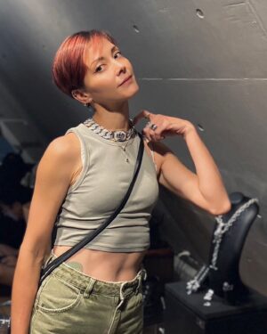 Anna Tsuchiya Instagram - @justindavis_jewels 
展示会に行ってきたよん❤️‍🔥
最高にカッコいいアイテムと
ぶっ飛んだ空間😘🫶
大好き😘❤️‍🔥❤️‍🔥❤️‍🔥

@kotaro___yamada 
発表おめでとう👏

#土屋アンナ 
#annatsuchiya