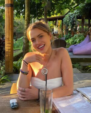 Anne Winters Instagram - Last day in Bali. What an amazing healing time I’ve had here. Ubud forever in my heart. ♥️ I’ll be back