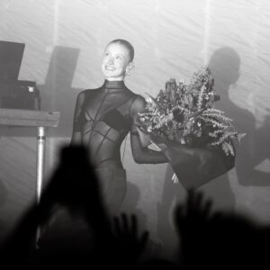 Annet Charitonova Instagram - 25 🎂 preju si do dalsiho roku zivota, aby bylo jednodussi najit uprimnej usmev na fotkach :Dddd smeju se fakt hodne, placu furt, ale pozuju ocividne nejvic hahaha