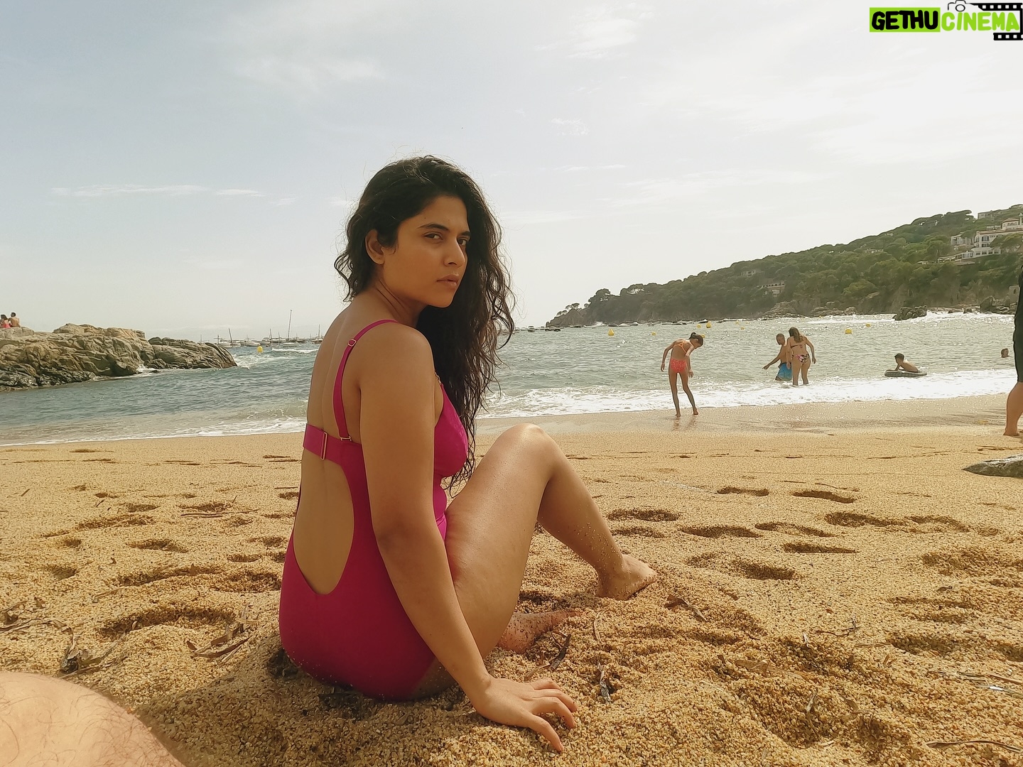 Anshul Chauhan - 9.8K Likes - 🏖️☀️🌊