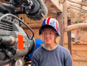 Ant Anstead Instagram - My beautiful little lady joined me onset today of my new show! And (of course) she jumped in with BOTH FEET!! 

Drilling, grinding and welding!! And then she even jumped into some house work!! 

I’m not sure there is anything this lady cannot do!!??? And she’s a natural on telly…

Looking forward to sharing this crazy adventure!! Cars and houses….. coming soon #TheNakedMechanic x