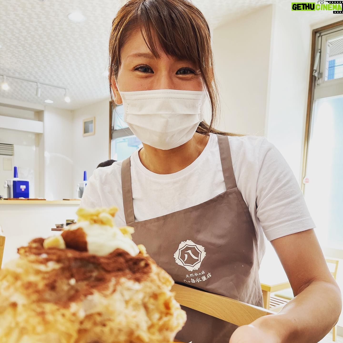 Anthony - 2.1K Likes - 友達が美味いって絶賛しているカキ氷屋さんにきて食べてみたら絶品だった!
#カキ氷
#かき氷
#カキ氷
#かき氷
#カキ氷
#かき氷
#八ヶ岳氷菓店
#八ヶ岳氷菓店新検見川店
#ただ1人カキ氷ちと恥ずかしかった
#いつかカップルできたい
#そんで
#たまたま
#偶然
#芸人をやめてしまった元同期が
#働いていた笑
#ティラミスのカキ氷まじうま