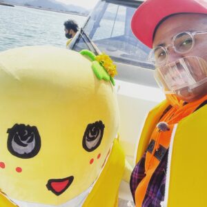 Anthony Instagram - ふなっしーとの仲良し旅
今年も行って来ましたーーー！！！

#ふなのみくす
#ふなのみくす8
#2人で歩いてると街中で目立ちまくり
