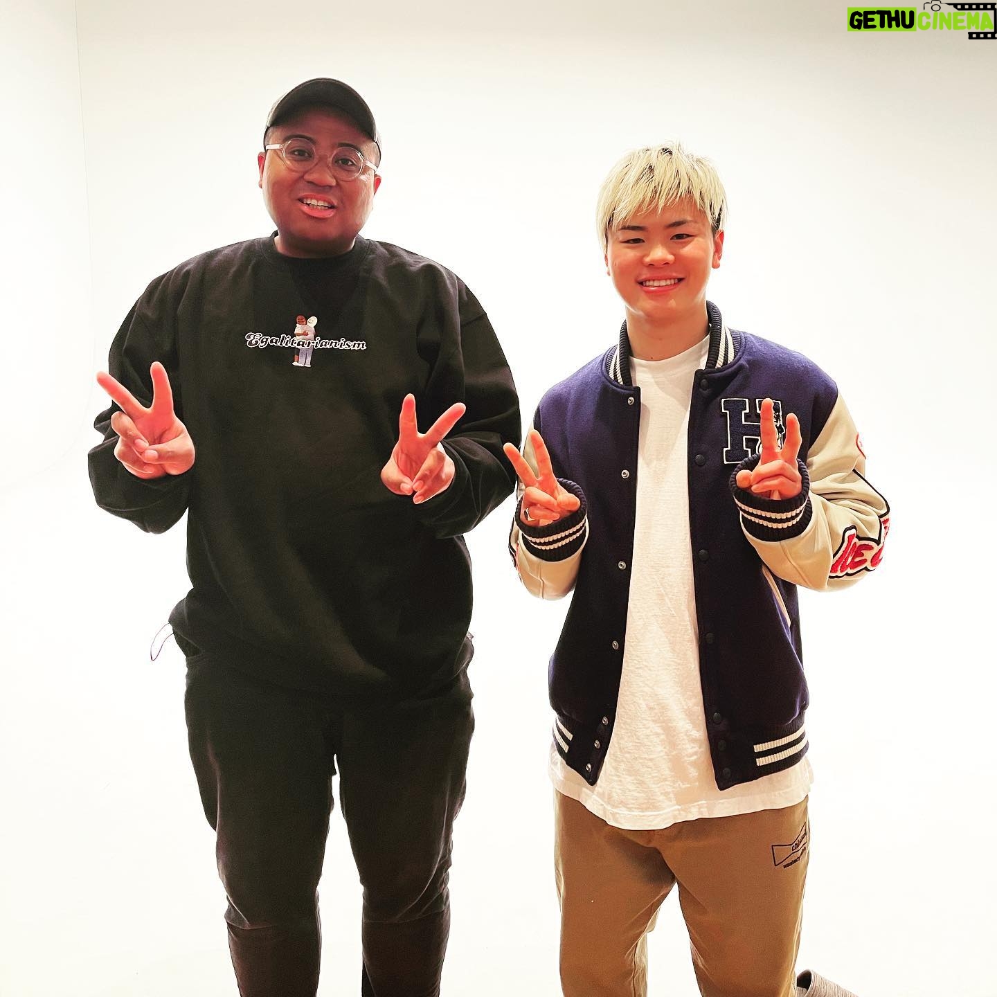 Anthony - 2.1K Likes - 神童天心君と
#身体のサイズは8回りぐらい僕の方が大きいですが言うまでもなく戦闘能力は雲泥の差でございます
#アントニーSPにしかみえない
#いざ揉め事が起こったらなんも出来ないけど、、、
#gqsneakerholics