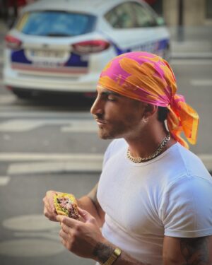 Antoine Goretti Instagram - Burger au bœuf supplément poulet 🐔