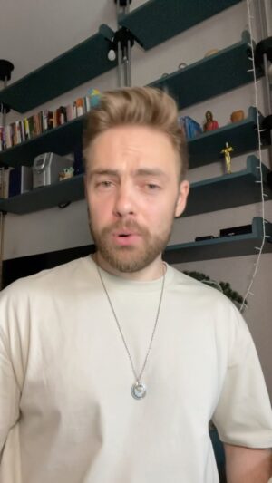 Anton Tymoshenko Instagram - Чи варто блогерам показувати свою донатну активність і мірятися донатами? Обговорюємо з @verbaaa.verbaaa