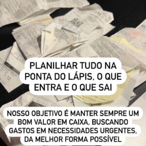 Antonio Villeroy Instagram - @andre.villeroy montou uma base, abriu uma conta pix para receber doações em espécie e reuniu uma equipe incrível com cerca de 30 pessoas, que vão desde quem recebe a faz a triagem das doações e materiais comprados com os valores recebidos por PIX, cozinheiros, pessoal que monta as marmitas, galera que faz a distribuição nos abrigos, e pessoas que estão na linha de frente realizando o resgates das vítimas da enchente.

Eles distribuem cerca de 1.000 marmitas por dia, e também colchões, cobertores, roupas, toalhas, material de higiene, produtos de limpeza, fraldas geriátricas e infantis, além de combustível, coletes salva vidas e lanternas de cabeça para as equipes de socorro, entre outros ítens que se fazem urgentes nesse momento tão difícil porque passa o RS.

Tudo isso vem sendo realizado com total transparência, com toda a prestação de contas planilhada e com as notas correspondentes. Portanto é um grupo 100% confiável que trabalha com pró atividade , muito amor, energia, garra e disposição.

Quem quiser conferir o trabalho voluntário gigantesco que essa equipe está realizando, entre na página do André para ver mais fotos e vídeos que testemunham todo esse esforço que eles vem empreendendo.

Há outras equipes, que mencionarei em breve, com ações semelhantes, pessoas também de outros estados, enviando caminhões com suprimentos e principalmente, água. O Brasil inteiro está se unindo.

Aqui em Portugal, iremos realizar um show coletivo beneficente no dia 19, para arrecadar fundos e há também uma equipe se organizando com o consulado para enviar 6 toneladas de itens necessários.

Faça sua parte, doe de acordo com suas possibilidades e ajude a divulgar todas as ações sérias que vem sendo realizadas, bem como os abrigos e locais de recebimento de doações.

Evitem discussões desnecessárias e não compartilhem fake news. É preciso manter o bom senso, o equilíbrio, e a saúde física, mental e emocional.

Em frente! Em breve sairemos dessa!!!