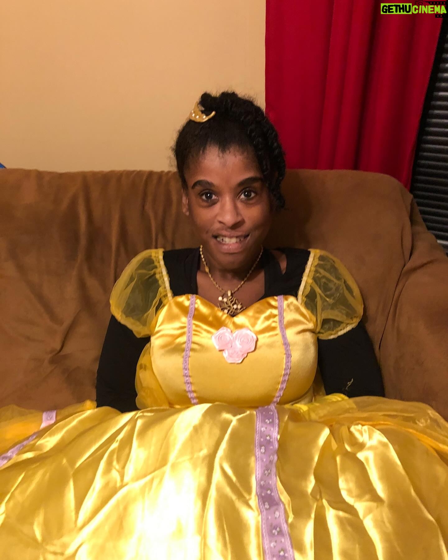 Antonique Smith - 20.1K Likes - Happy birthday to my little sister Antonia!!! š„³ My baby is 33 today!!! š Y'all know Antonia is my favorite person on the planet...my heart, the sunshine of my life. My why...my whole world. š„°ā¤ļø Please help me wish her happy birthday!! ⨠#LeoSeason