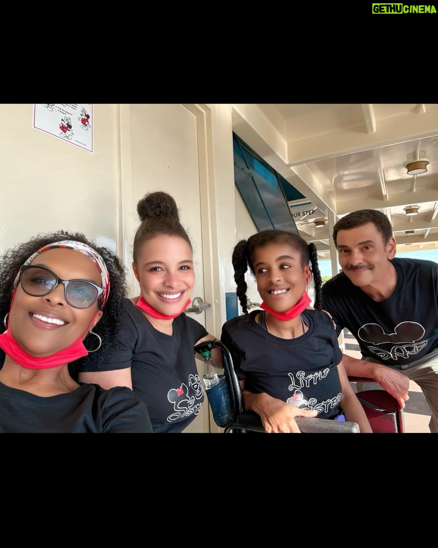 Antonique Smith - 20.1K Likes - Happy birthday to my little sister Antonia!!! š„³ My baby is 33 today!!! š Y'all know Antonia is my favorite person on the planet...my heart, the sunshine of my life. My why...my whole world. š„°ā¤ļø Please help me wish her happy birthday!! ⨠#LeoSeason