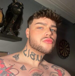 Anubis Finch Instagram - 🥩🥩🥩 back in my fitness bag for 5 minutes & convinced myself to post something. DRAG tomorrow. See you soon Cardiff!! x