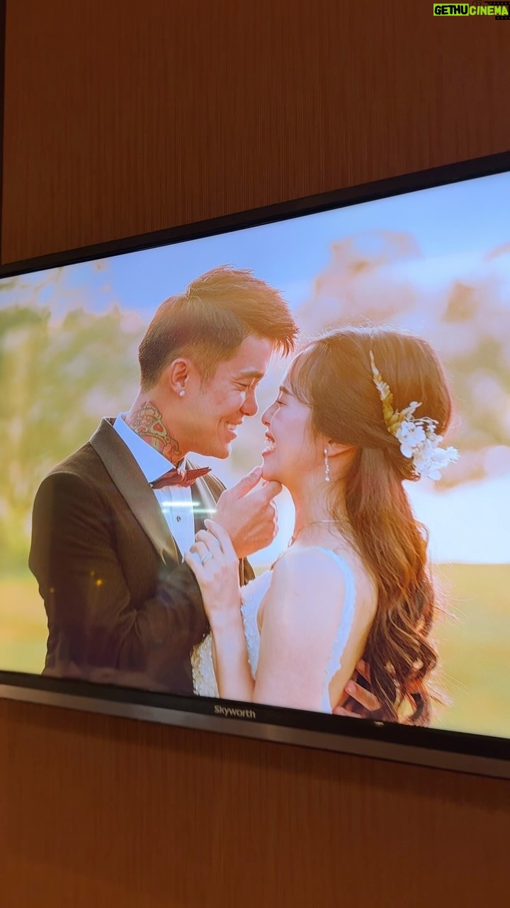 Apple Hong - 1.1K Likes - Praise the Lord! 😇This wedding was one of the most touching I’ve ever attended, overflowing with God’s grace, mercy, and love. @simonboyyyyyyy, your life is a powerful testimony of God’s mercy, and @simongirlllllll Chloe, you are truly an angel sent by God to Simon. May the Lord bless your marriage with boundless joy and great blessings. Keep shining brightly! ✨❤️😇
#ptl #blissful #wedding #godisgood #godislove #thankyoujesus