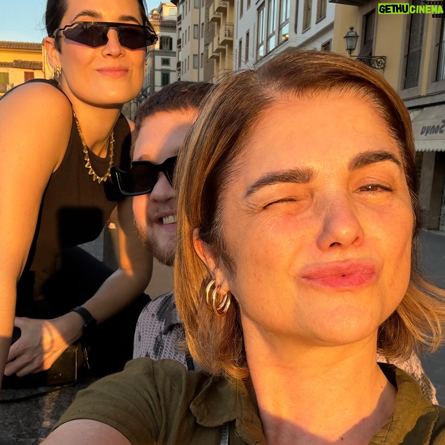Araceli González - 71.3K Likes - Volvamos siempre acá hijos! El nido ❤️