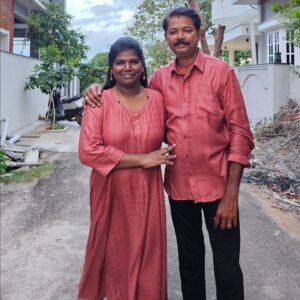 Aranthangi Nisha Instagram - என்ன சொல்லி வாழ்த்துவது, என் காதலனுக்கு, என் கணவனுக்கு, என் நண்பனுக்கு, எனக்கு எல்லா சுதந்திரமும் கொடுத்து எனக்கு பின்னால் எப்பொழுதும் நிற்கும் என் உயிருக்கு, யார் என்ன சொன்னாலும் அவருக்கு நான் மட்டும் தான் ராணி, என் ராஜாவுக்கு இனிய பிறந்தநாள் வாழ்த்துக்கள்.. எப்பொழுதும் உங்கள் வாழ்க்கையில் சந்தோஷம் மட்டுமே நிலைத்து நிற்கட்டும் அதற்கு பக்கபலமாக நிஷா இருக்கட்டும்