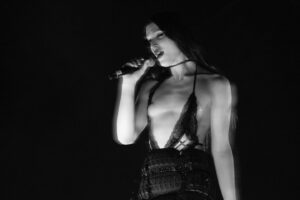 Arca Instagram - gracias bogotá! amo como cantaron y bailaron ❤️‍🔥 🇨🇴 me sentí acogida , tanto cariño y tanto respeto💐💐💐💐
fotos @bouccan 
Tour Manager
@itsgness 
Tour Director
@cameronjbstewart 
Production Manager
@ianmccarthylx 
Audio
@ohyesitsgabe 
@crackcrumz 
Lighting
@shaunvitamins 
Video
@carlossaez1 
Backline
@kyspleasecannotdie 
Flores
@palette_ldn 
@clairemac___flowers 
Glam
@judith.padron 
Asistente 
@kiikee__ 
Seguridad 
@somosseguridad_sspv 
🩷
@alisson_sdb