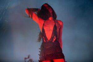 Arca Instagram - gracias bogotá! amo como cantaron y bailaron ❤️‍🔥 🇨🇴 me sentí acogida , tanto cariño y tanto respeto💐💐💐💐
fotos @bouccan 
Tour Manager
@itsgness 
Tour Director
@cameronjbstewart 
Production Manager
@ianmccarthylx 
Audio
@ohyesitsgabe 
@crackcrumz 
Lighting
@shaunvitamins 
Video
@carlossaez1 
Backline
@kyspleasecannotdie 
Flores
@palette_ldn 
@clairemac___flowers 
Glam
@judith.padron 
Asistente 
@kiikee__ 
Seguridad 
@somosseguridad_sspv 
🩷
@alisson_sdb