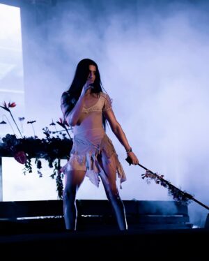 Arca Instagram - venezuela mi matria querida
💘

Tour Manager
@itsgness 
Tour Director
@cameronjbstewart 
Production Manager
@ianmccarthylx 
Audio
@ohyesitsgabe 
@crackcrumz 
Lighting
@shaunvitamins 
Video
@carlossaez1 
Backline
@kyspleasecannotdie 
Flores
@palette_ldn 
@clairemac___flowers 
Glam
@judith.padron 
Asistente 
@kiikee__ 
Seguridad 
@somosseguridad_sspv 
@alisson_sdb
📸 Pon:

📸@caimi_r @piamocam @danielj2511