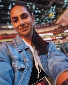 Actress Ariane Lipski HD Photos and Wallpapers November 2024
