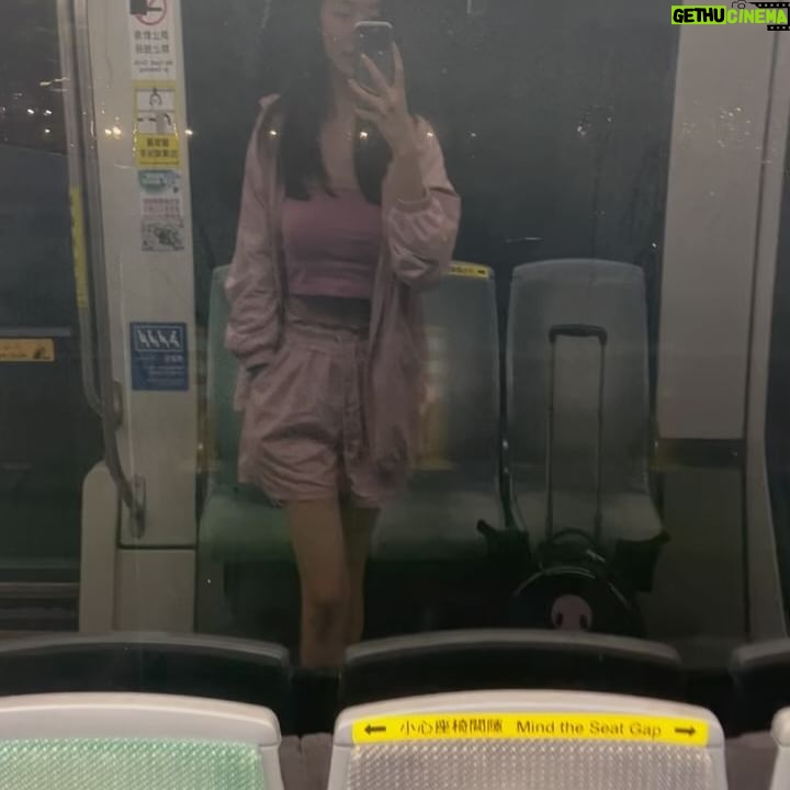 Arlena Chang - 3.3K Likes - 一個人趕路滿孤獨的,但時間會慢下來。
第一次搭輕軌的人
我大高雄!變得我都不認得你了!!!