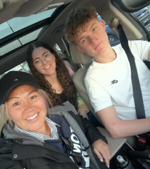 Arlene Blencowe Instagram - My heart is full 🥰
Looking forward to another week of catch ups, training and enjoying my time being back home 🏠
