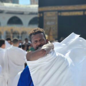 Armaan Haggio Instagram - Alhamdullilah mar’labaad waxaan alle ka baryayaa inuu naga aqbalo ducada iyo salaada amein
