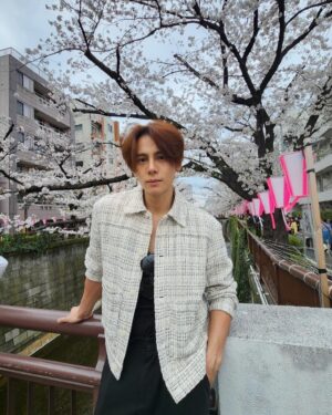 Artit Tangwiboonpanit Instagram - Hi Sakura 🌸😘