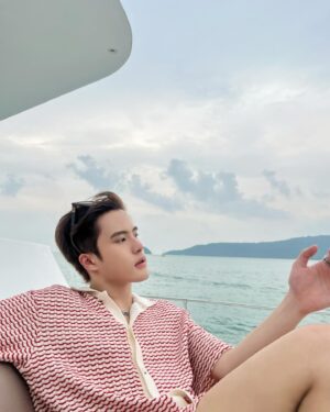 Arun Asawasuebsakul Instagram - 🌊🛥️☀️ 💕