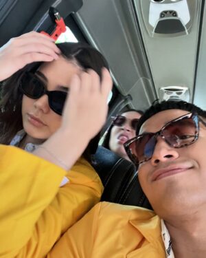 Arya Vasco Instagram - bts kita KKN! 🐍 episode 1, 2, 3, 4 Ular Tangga Darah udah bisa kalian tonton di @vidiodotcom

@skyfilmsofficial